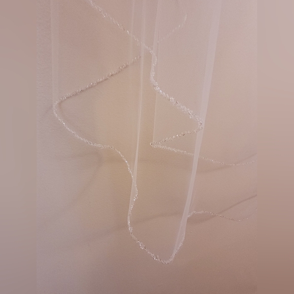 Giselle Bridal Veil, SP154. Brand new, never worn! Tag is not attached to veil. - Picture 2 of 5